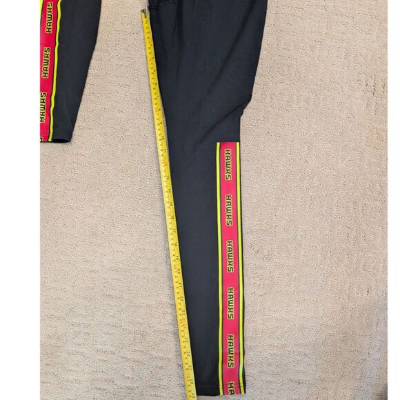 NWT Nike Tights Women Medium NBA Atlanta Hawks Stripe Tight Fit - Picture 8 of 9
